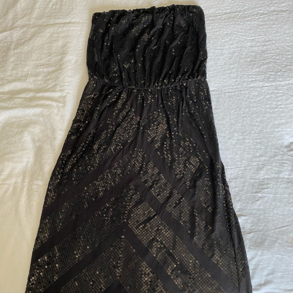 Strapless sequin cotton maxi.